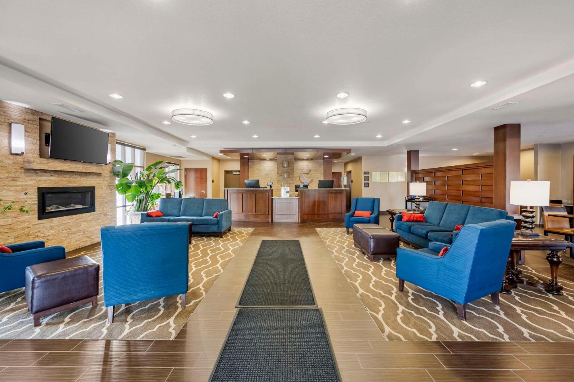 Comfort Inn & Suites Шайенн Экстерьер фото